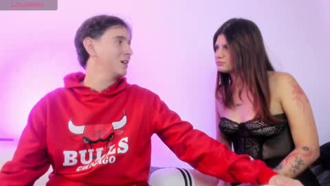 Mariana and Ronny online show from April 18, 8:20 pm