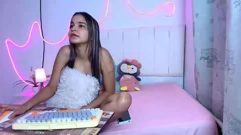 maria online show from December 19, 2:02 pm