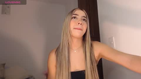 Mariana online show from January 15, 6:33 pm