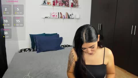 MARIANA Y VALENTINA online show from September 9, 11:10 am