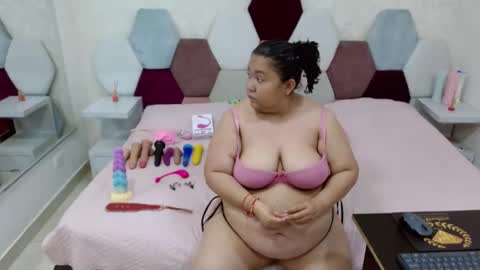 mariana online show from April 3, 3:43 pm