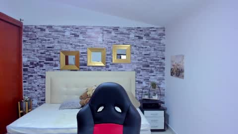 Mariana online show from February 6, 12:33 am