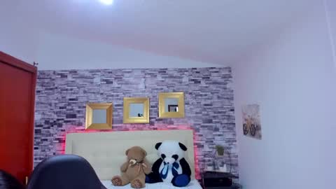 Mariana online show from February 25, 10:50 pm