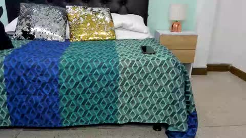 Marianee Rousse  online show from December 5, 11:30 am