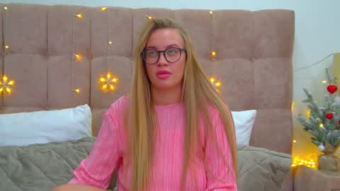 Snapshot of marianeumann chatting on December 28, 6:29 pm Maria online show from December 28, 6:29 pm