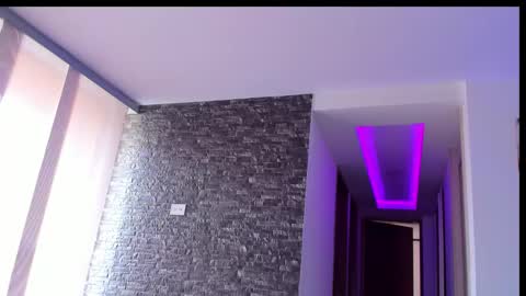 M A R I A N E online show from March 18, 5:27 pm