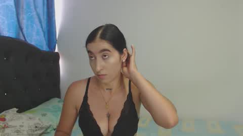 Mariangel online show from April 13, 8:47 pm