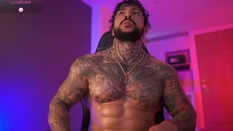 Mariano Costa online show from December 17, 4:29 am