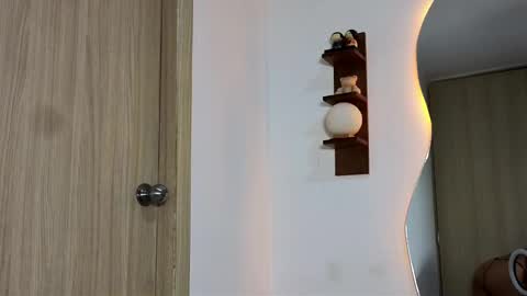 Antonia online show from March 16, 2:50 am