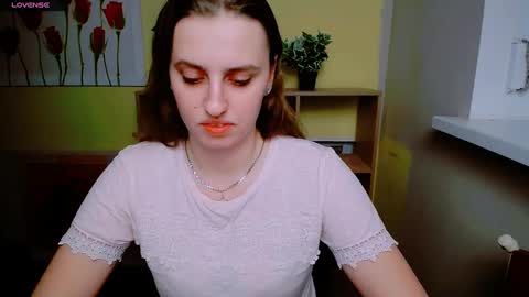 Snapshot of mariatess_ chatting on December 30, 2:19 pm Mariia online show from December 30, 2:19 pm
