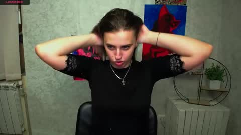 Snapshot of mariatess_ chatting on November 4, 1:32 pm Mariia online show from November 4, 1:32 pm