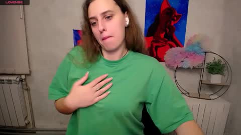 Snapshot of mariatess_ chatting on November 13, 6:23 am Mariia online show from November 13, 6:23 am