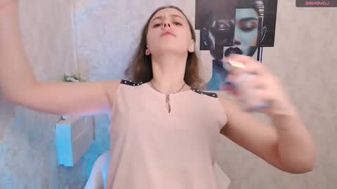 Snapshot of mariatess_ chatting on November 26, 12:06 pm Mariia online show from November 26, 12:06 pm