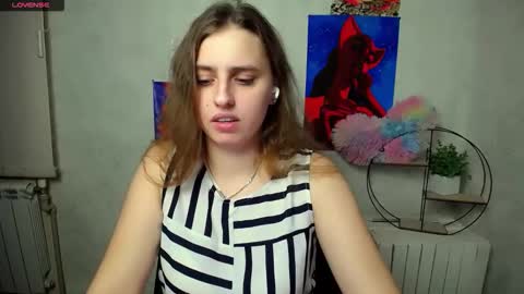 Snapshot of mariatess_ chatting on November 29, 3:59 pm Mariia online show from November 29, 3:59 pm
