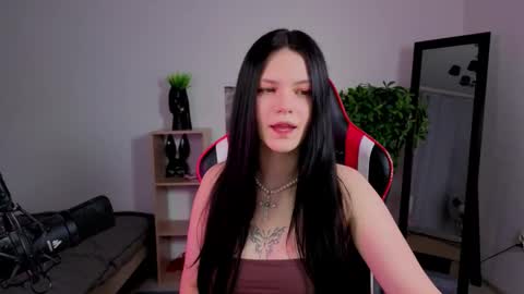 Snapshot of mariax_ chatting on February 11, 3:28 pm Maria online show from February 11, 3:28 pm