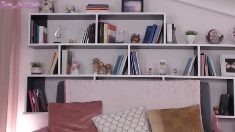 Snapshot of marie_antoinette62 chatting on December 10, 6:28 pm Maria online show from December 10, 6:28 pm