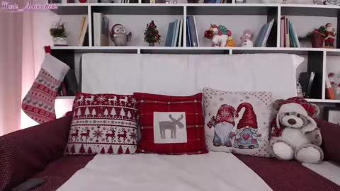 Snapshot of marie_antoinette62 chatting on January 3, 9:15 pm Maria online show from January 3, 9:15 pm