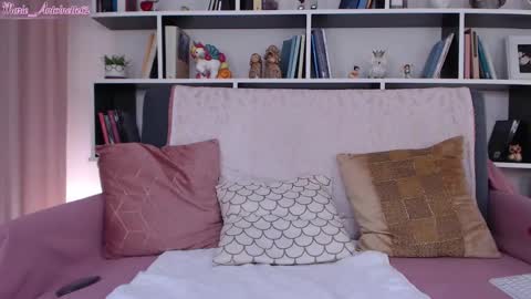 Snapshot of marie_antoinette62 chatting on February 15, 6:55 am Maria online show from February 15, 6:55 am