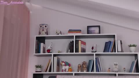 Snapshot of marie_antoinette62 chatting on February 23, 6:12 pm Maria online show from February 23, 6:12 pm