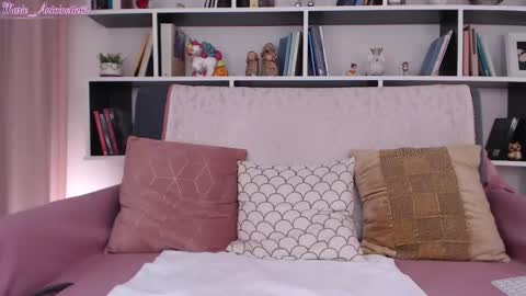 Snapshot of marie_antoinette62 chatting on March 2, 6:48 am Maria online show from March 2, 6:48 am