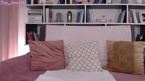 Snapshot of marie_antoinette62 chatting on September 29, 6:07 am Maria online show from September 29, 6:07 am