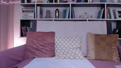 Snapshot of marie_antoinette62 chatting on October 5, 6:12 am Maria online show from October 5, 6:12 am