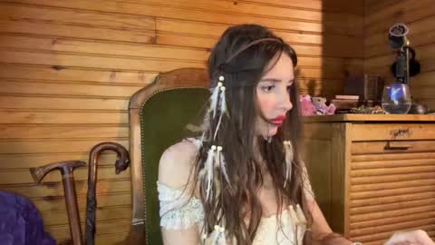 Snapshot of marie_dean chatting on February 27, 4:40 pm Marie online show from February 27, 4:40 pm