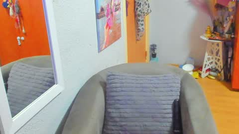 Snapshot of marie_marie03 chatting on February 5, 9:46 am Marie online show from February 5, 9:46 am