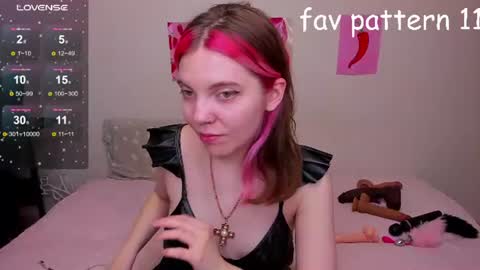 Snapshot of marie_reyess chatting on July 18, 1:04 pm Marie 3 online show from July 18, 1:04 pm