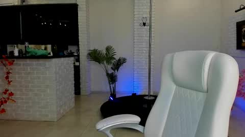 Snapshot of mariemlui chatting on November 27, 3:14 pm mariemlui online show from November 27, 3:14 pm