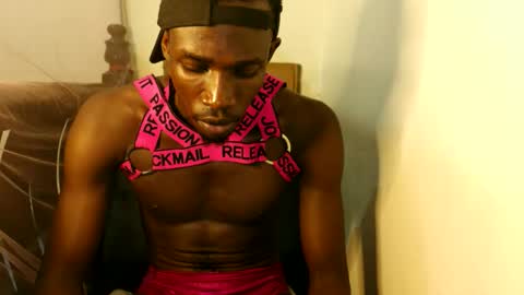 marietabro online show from April 12, 5:29 pm