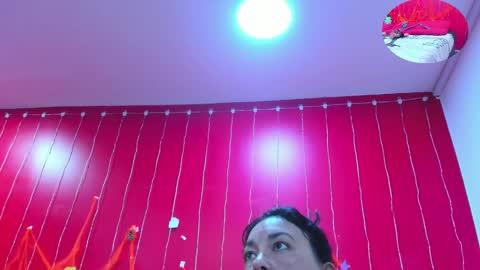 Snapshot of mariham_murath_ chatting on October 22, 9:31 am MARIHAM AND MURATH online show from October 22, 9:31 am