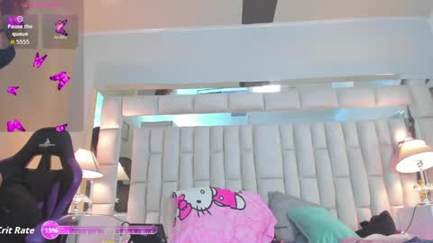 mariiahneedles online show from May 27, 8:06 pm