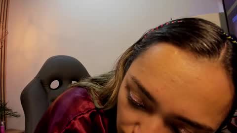 Snapshot of mariiajose_cruz chatting on February 25, 11:31 am mariiajose_cruz online show from February 25, 11:31 am