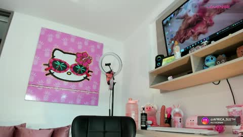 Mariana online show from December 6, 8:18 pm