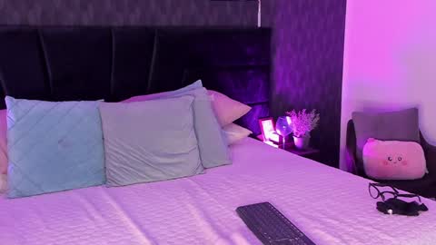 Mariana online show from January 31, 5:42 pm