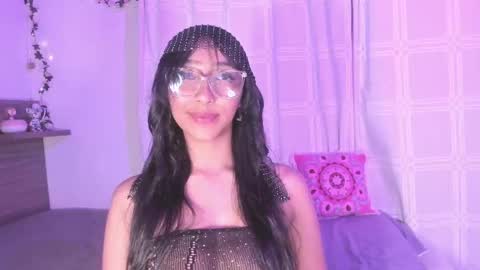 Luna Dulk online show from September 15, 9:53 am