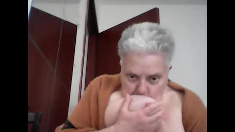 marilu64 online show from April 5, 3:53 pm