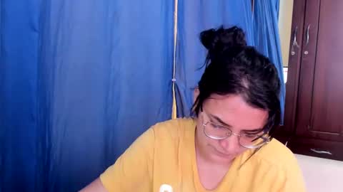 Snapshot of marilyn_garcia chatting on February 4, 5:55 pm MARILYN SEXY online show from February 4, 5:55 pm