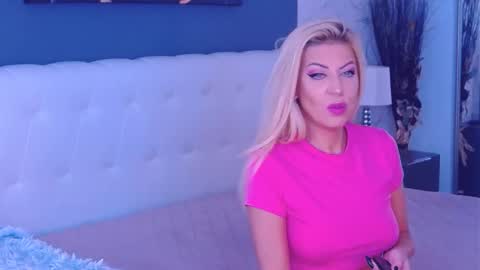 Mary Mais online show from September 22, 6:26 am