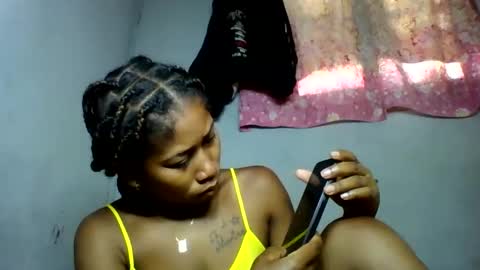 Snapshot of marina0506 chatting on January 13, 8:19 am marina0506 online show from January 13, 8:19 am