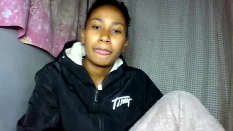 Snapshot of marina0506 chatting on January 17, 9:51 pm marina0506 online show from January 17, 9:51 pm