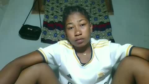 Snapshot of marina0506 chatting on February 20, 7:47 pm marina0506 online show from February 20, 7:47 pm