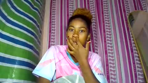 Snapshot of marina0506 chatting on June 10, 8:57 am marina0506 online show from June 10, 8:57 am