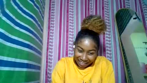 Snapshot of marina0506 chatting on July 3, 9:43 pm marina0506 online show from July 3, 9:43 pm