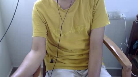 The SHY UncutBoy online show from April 14, 5:02 am