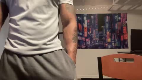 Z online show from February 14, 8:27 pm