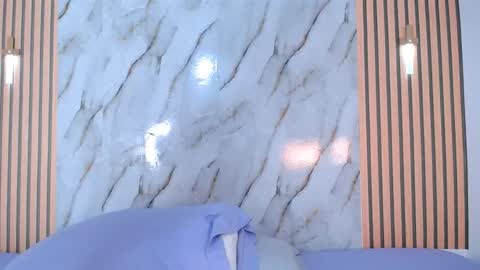 Snapshot of marinella16 chatting on November 15, 6:15 pm Marinella16 online show from November 15, 6:15 pm