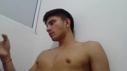 Snapshot of mariobrosss517470 chatting on December 19, 12:45 am mariobrosss517470 online show from December 19, 12:45 am