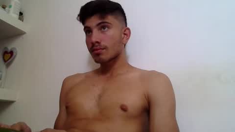 Snapshot of mariobrosss517470 chatting on February 13, 5:22 pm mariobrosss517470 online show from February 13, 5:22 pm